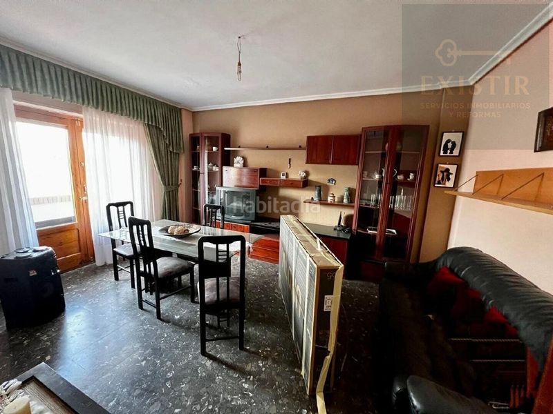 Foto d2dca5dd-1b1d-4a65-ace3-09f7f5330d35. Edifici a Villamuriel de Cerrato