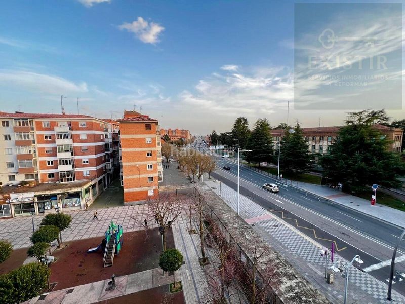 Foto a96dc42b-9ef3-442a-94f1-77b820c3b0ad. Pis a Santiago - San Telmo Palencia