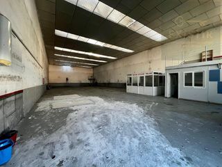 Industrial building in Sector 8 - Nueva Balastera