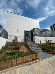 Location Maison  Carrer del camí ample. Casa de 3 habitaciones y piscina privada en l'escala