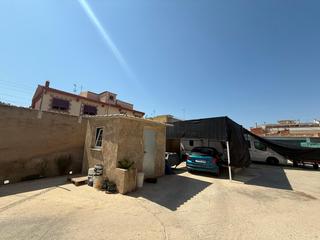 Fabrikhalle in Calle caridad 8