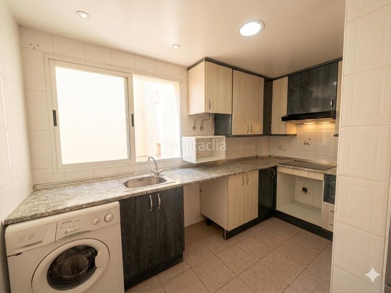 Foto 04f83e7c-cc86-44c5-a133-7c84894ad92a. Rent flat with parking in Centro Elda