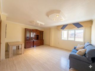 Rent Flat  Calle numancia 47