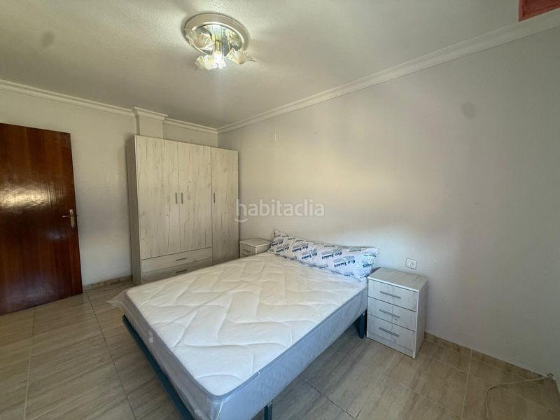 Foto f24a8905-abbb-4410-adcf-e5d335c25d38. Rent flat with parking in Centro Elda