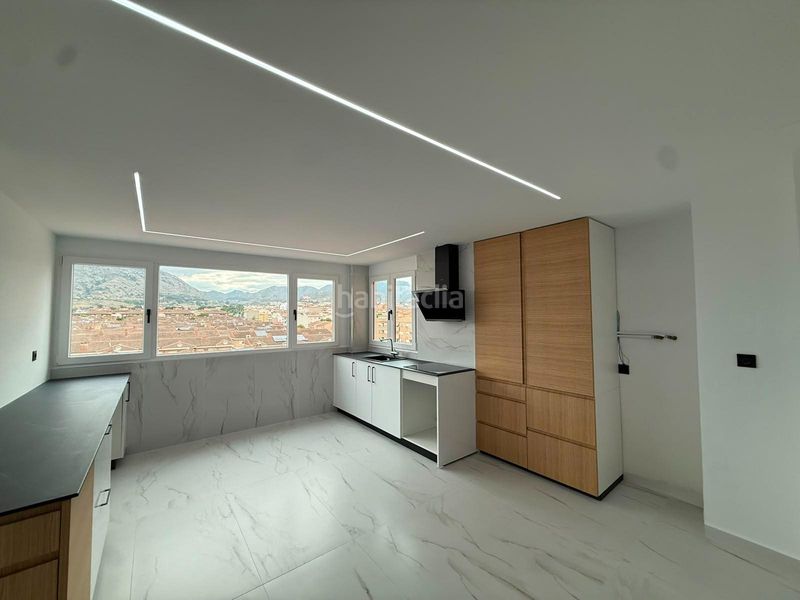 Foto 28e7f85b-86cd-4014-ab69-7d5b25ab6795. Appartamento in avenida madrid de 58 in Petrer