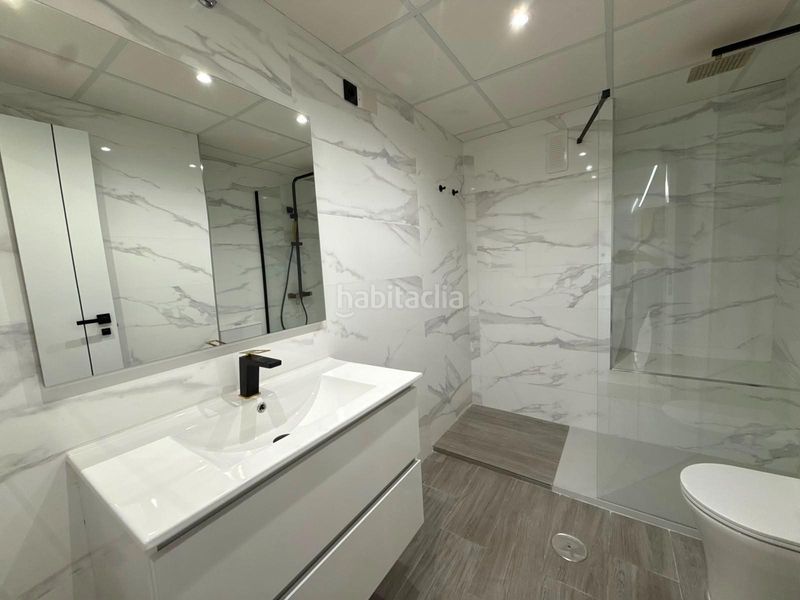 Foto 5e4dc7e4-ab23-481f-a47e-1f6042ad3fa2. Appartamento in avenida madrid de 58 in Petrer