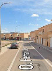 Casa adossada  N/a. Vivienda adosada (propiedad ocupada, información en descripción)