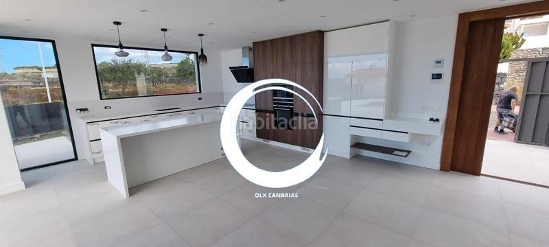 Foto 35efaa40-debb-492f-b601-dabab20dea8e. Chalet with parking pool in Callao Salvaje - Playa Paraíso Adeje