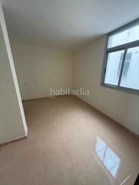 Foto bb78f6e8-e3c0-4d17-8885-aa3c699d113e. Piso  vpo en palo banco, los realejos en Palo Blanco Realejos (Los)