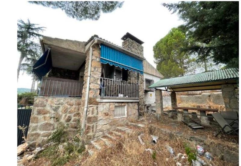 Foto 97ca707c-5dc0-44be-abda-38c565ad823a. Chalet  a reformar en Pelayos de la Presa