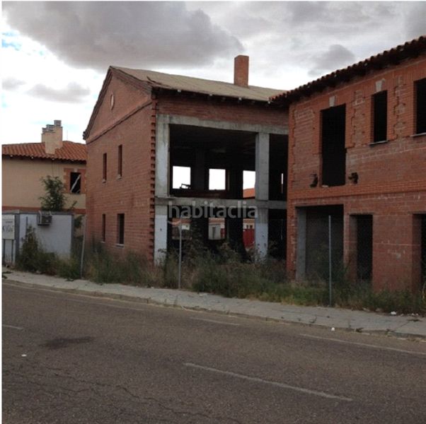 Foto 75ae3db3-db2e-421e-9b2d-f420946e6a13. Edifici a Villafáfila