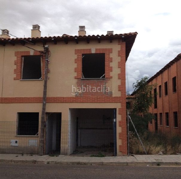 Foto 79be6a6d-66eb-4a1c-b203-49a0904c12eb. Edifici a Villafáfila