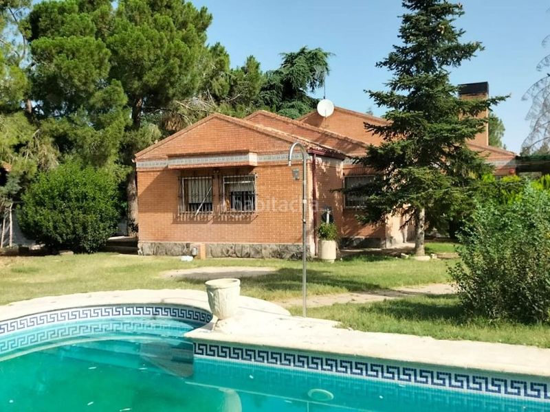 Foto 64ad8999-45d6-4405-b494-741ec17a6407. Xalet amb aparcament piscina a Eurovillas Nuevo Baztán