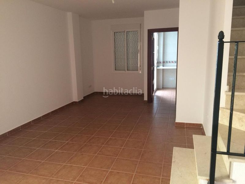 Foto 49347ef6-4138-4aa6-8520-5b2fe3e7d8d7. Casa adossada amb aparcament a Almonte Almonte