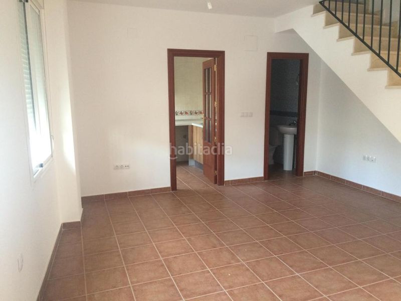 Foto 929db759-9a69-414b-b992-8ec65d6a8d81. Casa adossada amb aparcament a Almonte Almonte