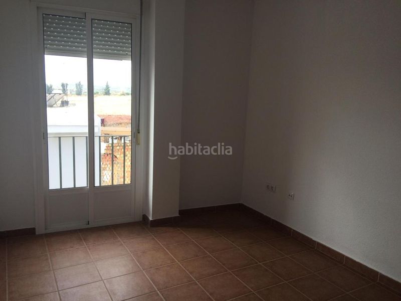 Foto d29ff073-85c2-42e0-94c8-3d938381a690. Casa adossada amb aparcament a Almonte Almonte