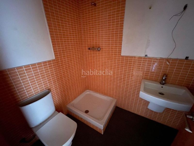 Foto d6d220ac-ad10-41df-91fd-cb80820211fd. Pis amb piscina a Mollerussa