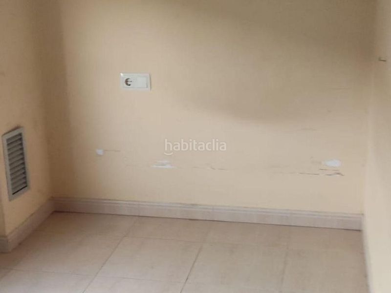 Foto 01ff75c8-46ec-41fb-8fa4-87c53037c777. Dúplex piso ocupado / sin posesión en Rocafonda Mataró