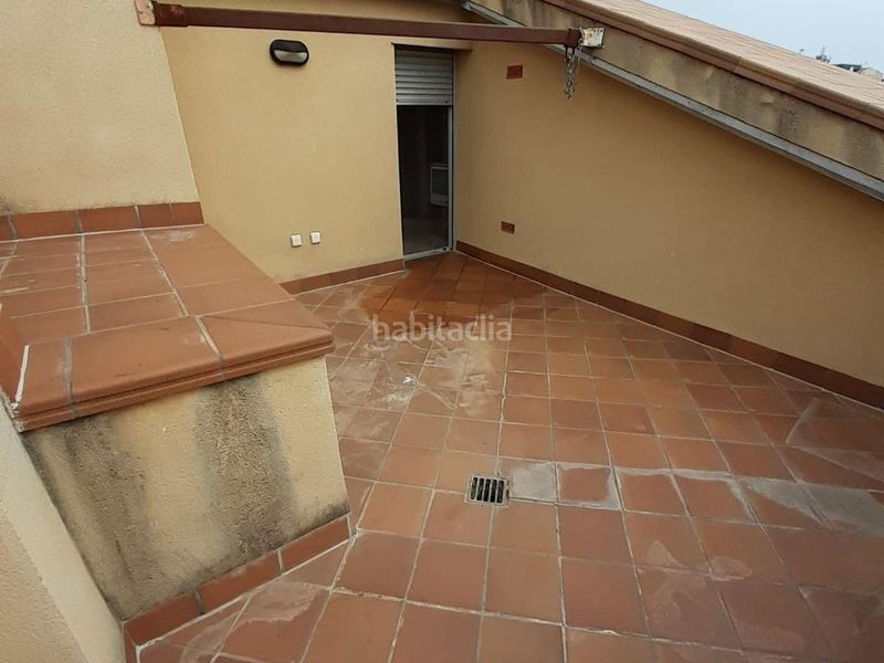 Foto 1787e3c8-ea6a-4ef3-aacb-4136b64c4243. Dúplex piso ocupado / sin posesión en Rocafonda Mataró