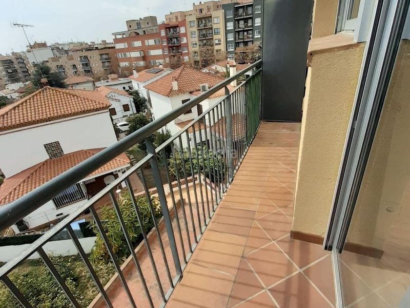 Foto 62203a17-3174-4230-9a99-f2058492eab0. Dúplex piso ocupado / sin posesión en Rocafonda Mataró