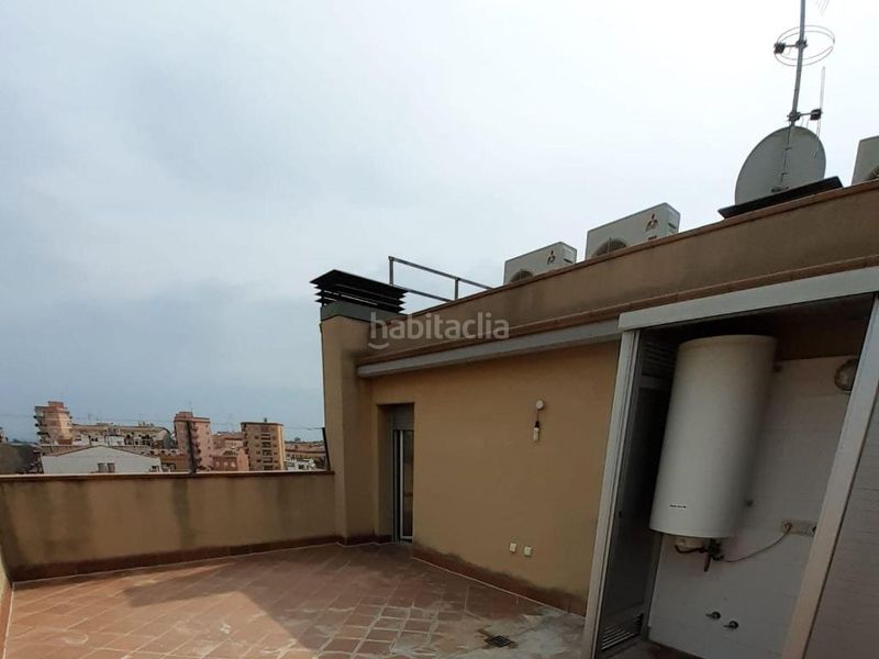 Foto 927a6996-f2e8-4983-add2-81aa553fe5b8. Dúplex piso ocupado / sin posesión en Rocafonda Mataró