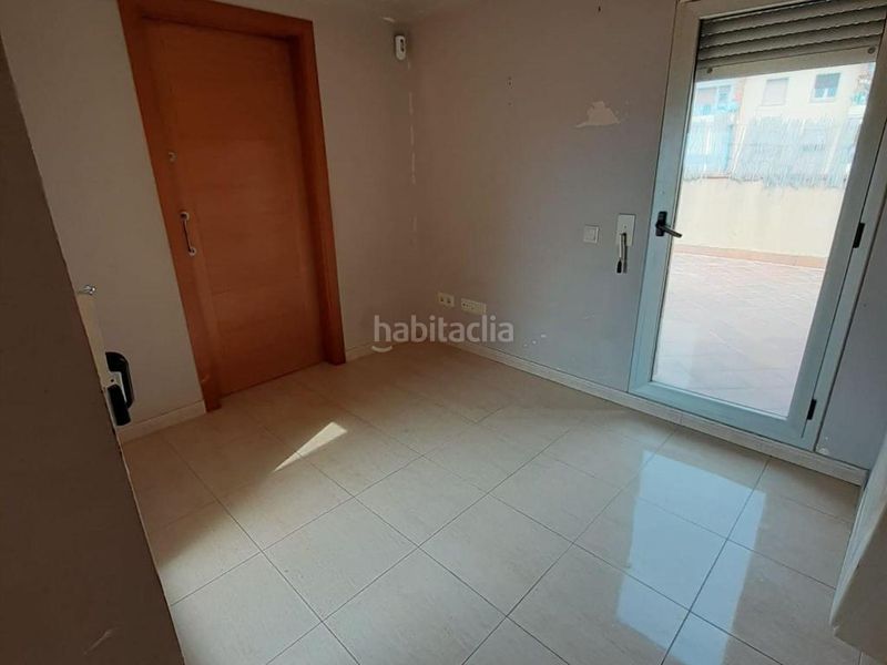 Foto e867a247-4ae7-4b3a-9bba-eeea46898feb. Dúplex piso ocupado / sin posesión en Rocafonda Mataró