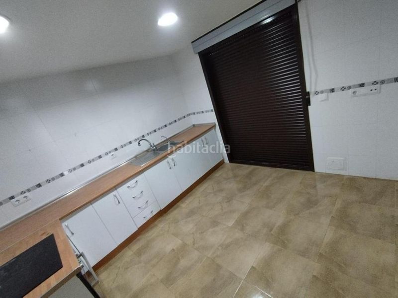 Foto a891b34c-dbc2-4ae3-9c96-795bd474e765. Casa adosada promoción de 5 adosados ocupados en venta en Torres de Cotillas (Las)