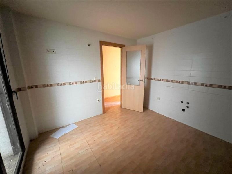 Foto 587e5722-223e-40a8-848b-b76fa0e792db. Pis amb aparcament a Consuegra