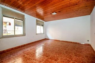 Pis a Carrer Joan Burgada