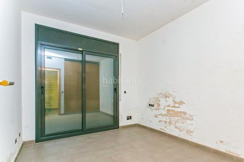 Foto 9fc8a5bc-c10d-47dc-a0e5-74352d5da3ff. Edificio in Gelida