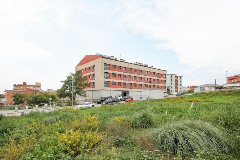 Foto b05ec923-8802-4907-8d0a-ce40a593b87f. Edifici a Tordera Tordera