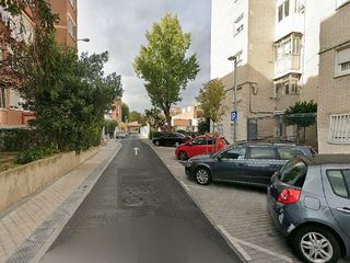 Appartamento  Calle carrión de los condes. Piso ocupado / sin posesión en ciudad lineal