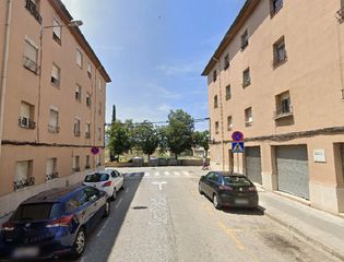 Flat  Carrer centelles. Piso alquilado para inversión en vic