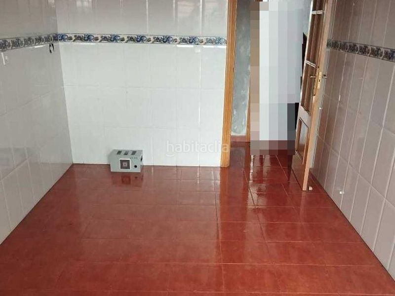 Foto c7b4da97-802a-44e9-94ae-2f1db0605ecc. Casa adossada amb aparcament piscina a Hormigos