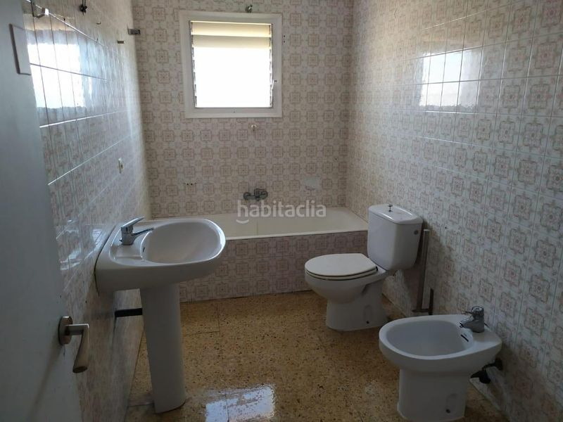 Foto 650cfd46-26a9-40ec-a98b-4c253a18cf9e. Xalet amb aparcament a Bescanó