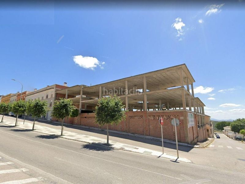 Foto 49e552b8-20ea-44fe-8aed-5df9c163838e. Edificio in Rute