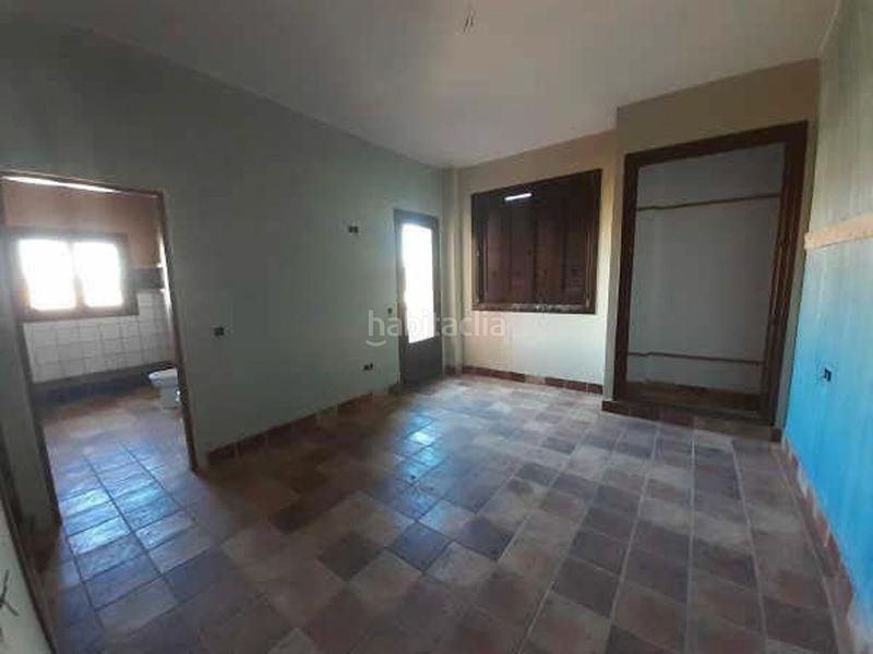 Foto 7a23417e-31a2-42e7-8a24-ded81c438873. Edificio en calle rafael alberti 1 edificio hotelero en venta de los santos, jaén en Montizón
