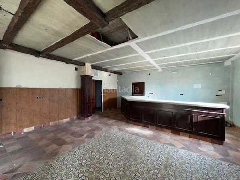 Foto c7ed9239-4551-4cb2-8a62-c81544f79350. Edificio en calle rafael alberti 1 edificio hotelero en venta de los santos, jaén en Montizón
