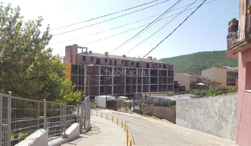 Foto c8d4e5fe-861f-489c-867e-c6f4c5b50b0d. Edificio in Castellnovo