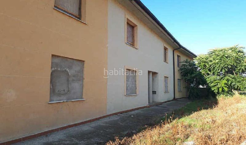Foto 832d58b4-ad8b-427e-871d-457c6a537ade. Edifici a calle pilar alto 2 a Haro