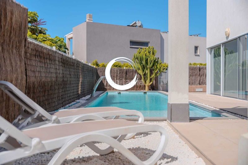 Foto 9317dc7a-79e5-47c6-8b02-1a354ced99d6. Chalet avec piscine dans Armeñime - Las Moraditas - Las Cancelas Adeje