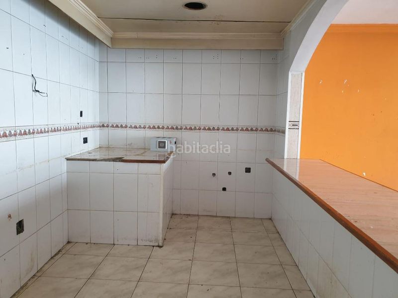 Foto 90b327e0-3ca4-453d-8896-5ef2fe3dac89. Casa adossada amb aparcament a Parc Bosc-Castell Figueres