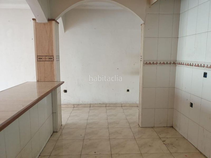 Foto a33c7587-b04e-4e0e-a1ca-bc5438bb279d. Casa adossada amb aparcament a Parc Bosc-Castell Figueres