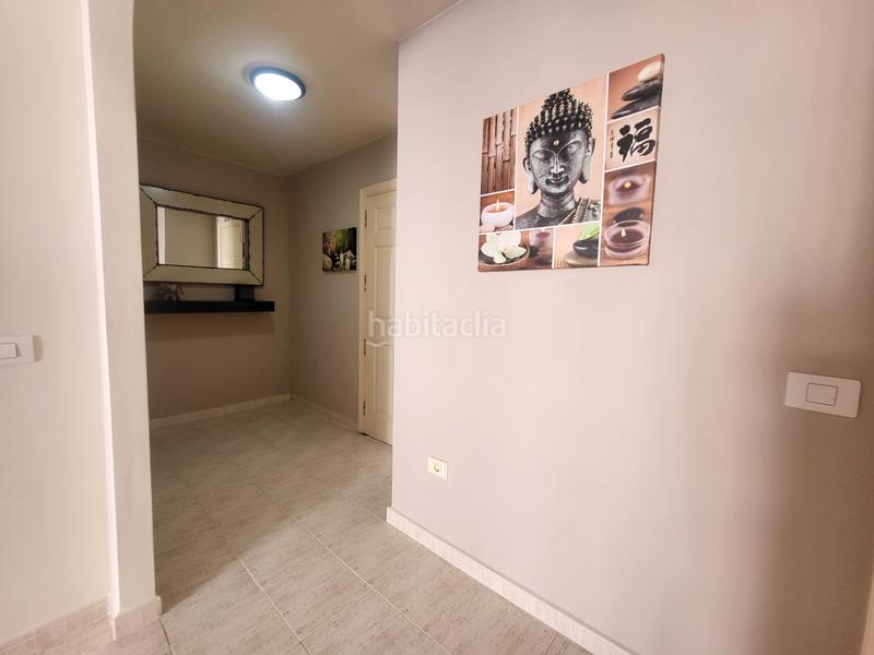 Foto 4b731be9-8da0-4d53-acca-56dd33f7db47. Appartamento con parcheggio in Los Abrigos Granadilla de Abona