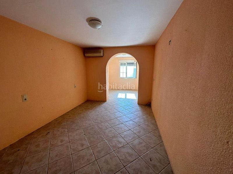 Foto ae511dd9-5d37-4fc6-b6a3-b90e07bee6b5. Casa adossada amb aparcament piscina a Cotobro Almuñécar