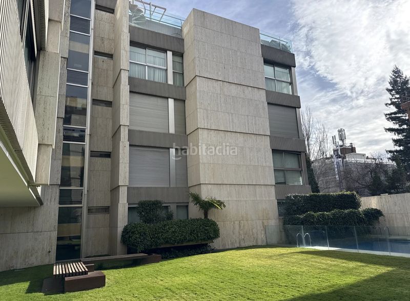 Foto 577c7039-fa8a-4e88-8726-e0cede2ed31e. Pis amb aparcament piscina a Hispanoamérica-Bernabéu Madrid