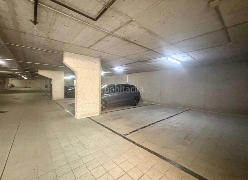 Foto a8d3d98c-4a35-4f47-b678-fe281f5fb00b. Pis amb aparcament piscina a Hispanoamérica-Bernabéu Madrid