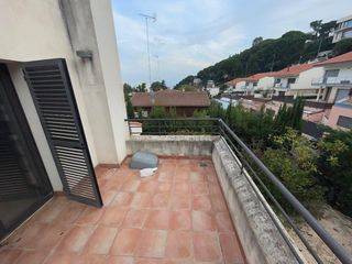 Chalet in Urbanitzacions. Chalet ocupado (vivienda procedente de entidad bancaria) en sant