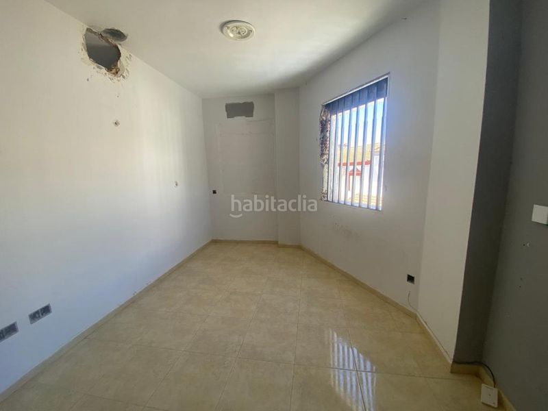 Foto 1f672efa-a68e-421f-a4ea-82b3327c3ec9. Casa adossada amb aparcament a Aguadulce