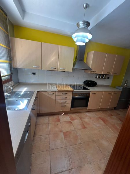 Foto 49bee79e-cedd-430c-a630-77327ce6dfbe. Casa adossada amb aparcament piscina a La Quinta Santa Úrsula